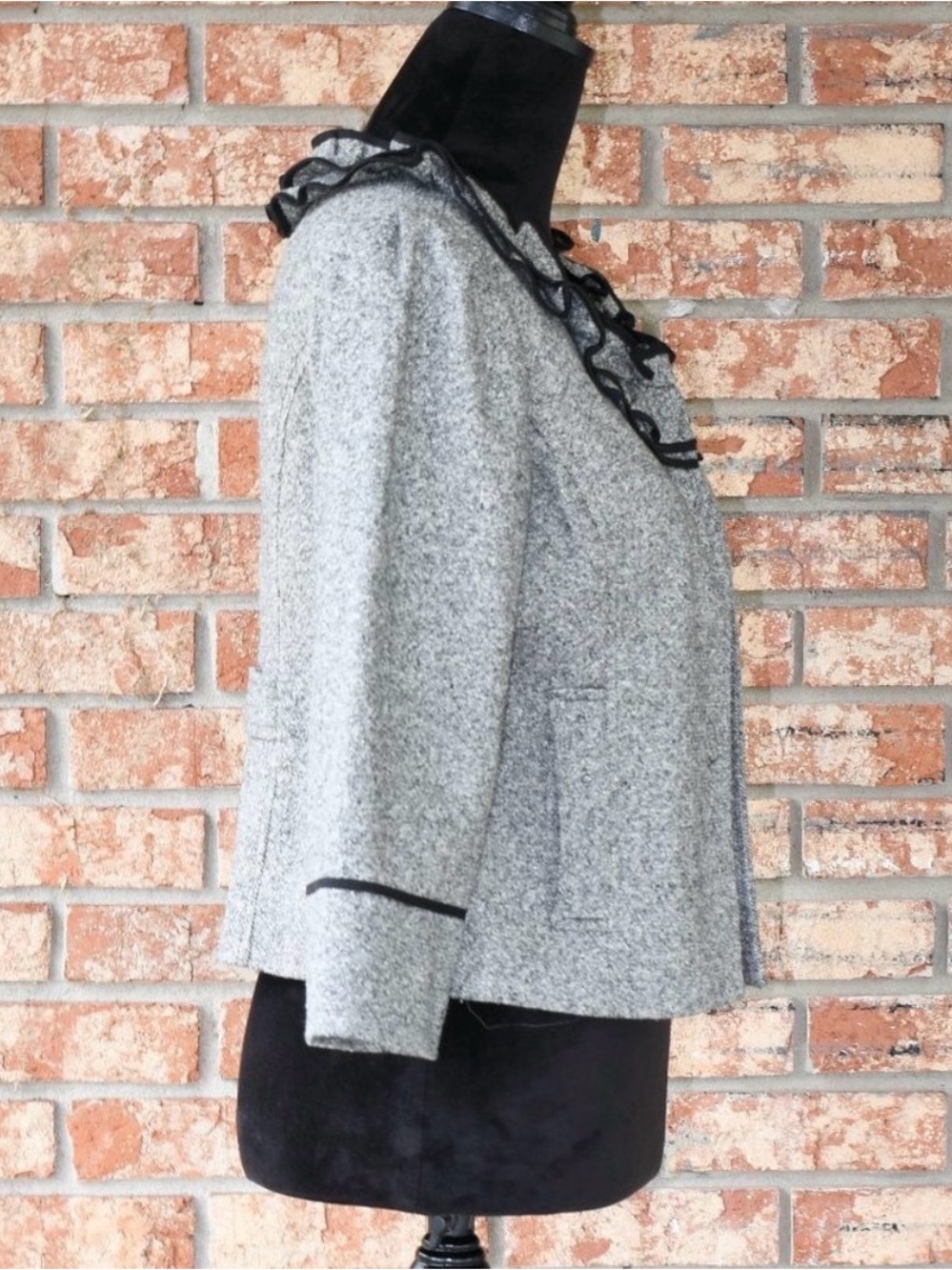 đ
șloft Jacket/Blazer - Picture 2 of 3
